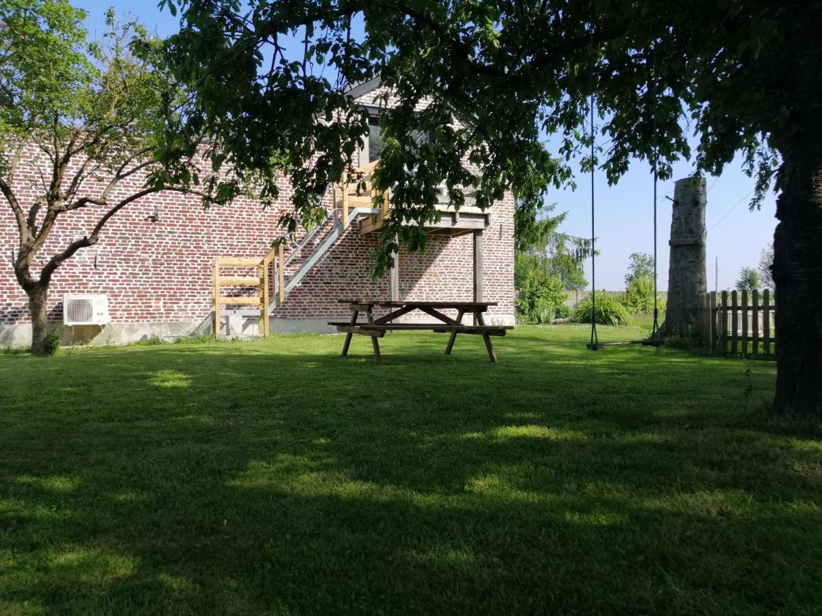 Le Gite Du Chtihameau Avec Piscine Interieure Privative, Selon Date Bassee エクステリア 写真